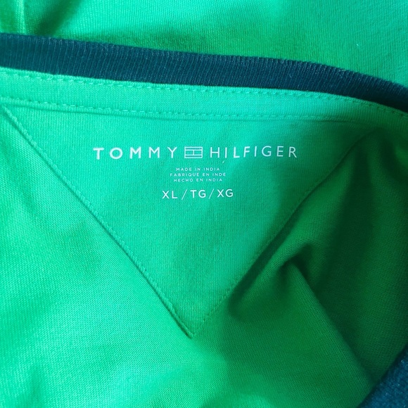Tommy Hilfiger Men's Long Sleeve Logo T Shirt Green - Picture 6 of 6